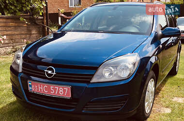 Універсал Opel Astra 2005 в Тернополі