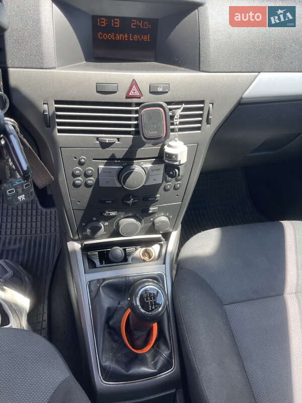 Универсал Opel Astra 2005 в Виннице