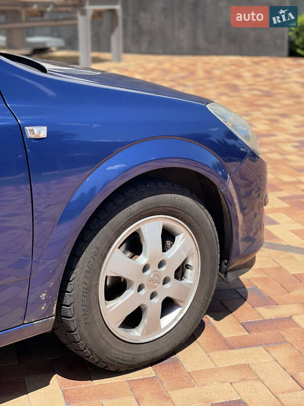 Универсал Opel Astra 2005 в Виннице