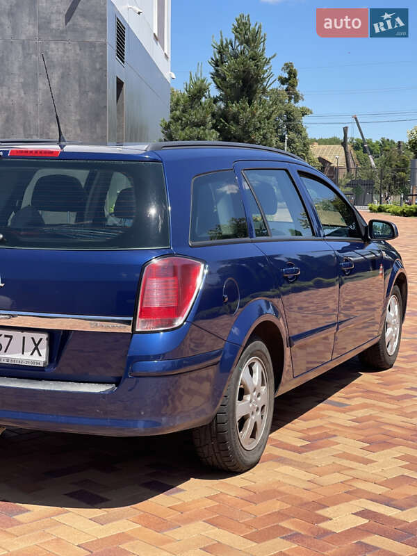 Универсал Opel Astra 2005 в Виннице