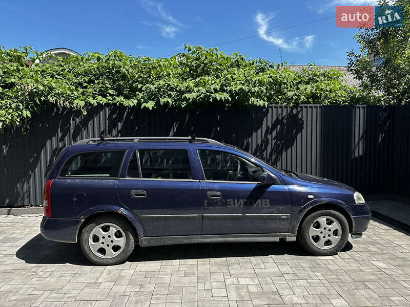 Универсал Opel Astra 2000 в Тячеве