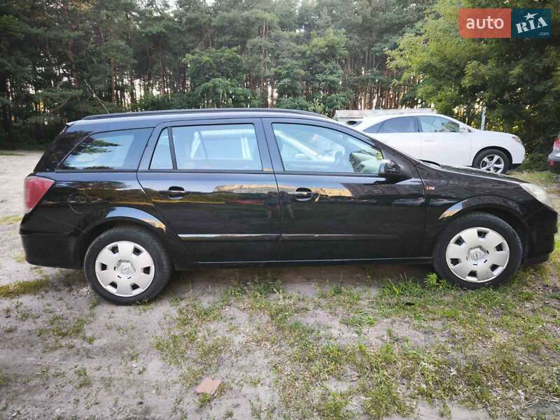 Універсал Opel Astra 2005 в Києві