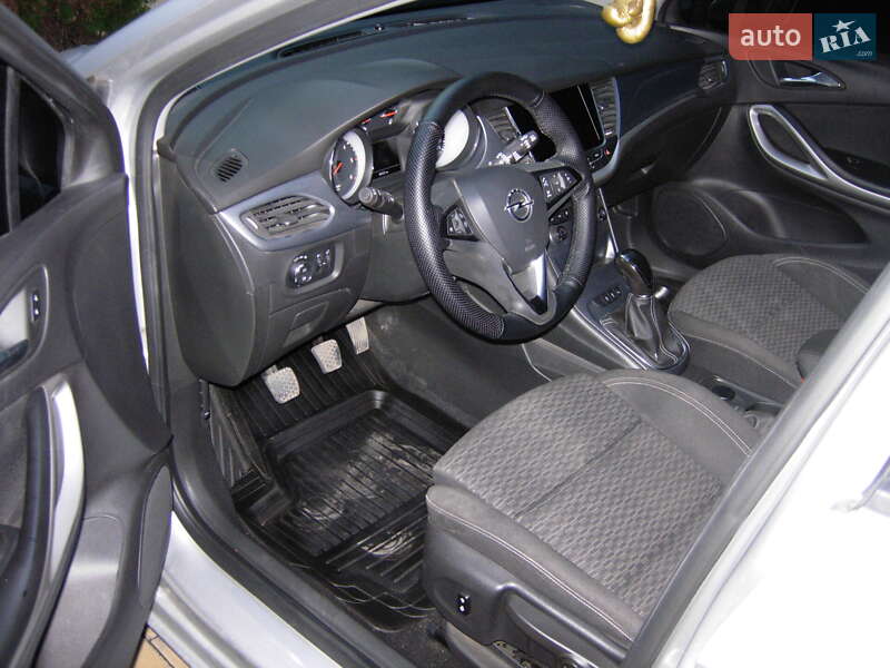 Универсал Opel Astra 2018 в Виннице