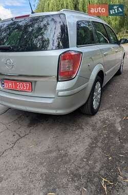 Универсал Opel Astra 2009 в 