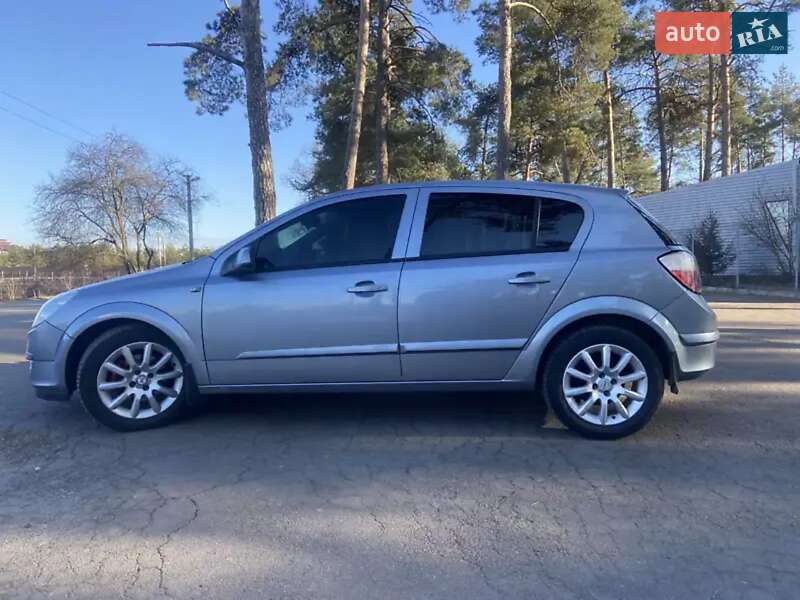 Хетчбек Opel Astra 2004 в Вінниці
