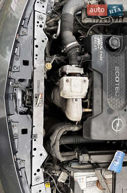 Универсал Opel Astra 2012 в 