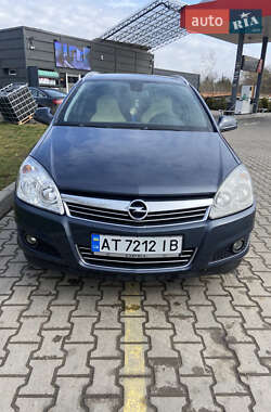 Универсал Opel Astra 2009 в Коломые