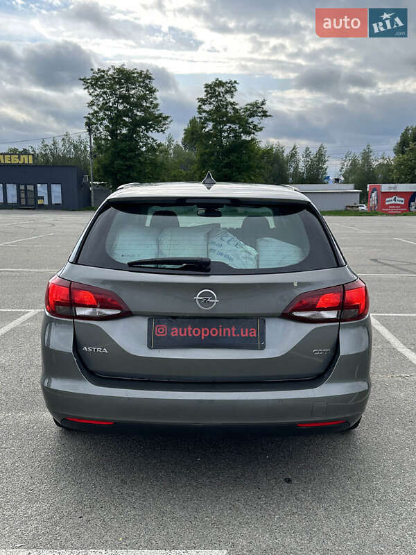 Универсал Opel Astra 2017 в Белогородке