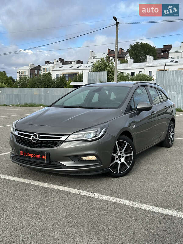 Универсал Opel Astra 2017 в Белогородке