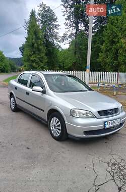 Седан Opel Astra 2002 в Дрогобыче