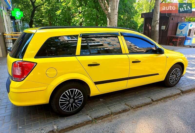 Универсал Opel Astra 2008 в Николаеве