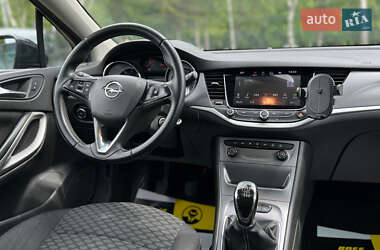 Универсал Opel Astra 2018 в 