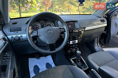 Универсал Opel Astra 2008 в 