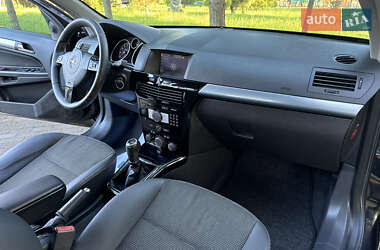 Универсал Opel Astra 2008 в 