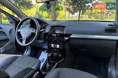 Универсал Opel Astra 2008 в 