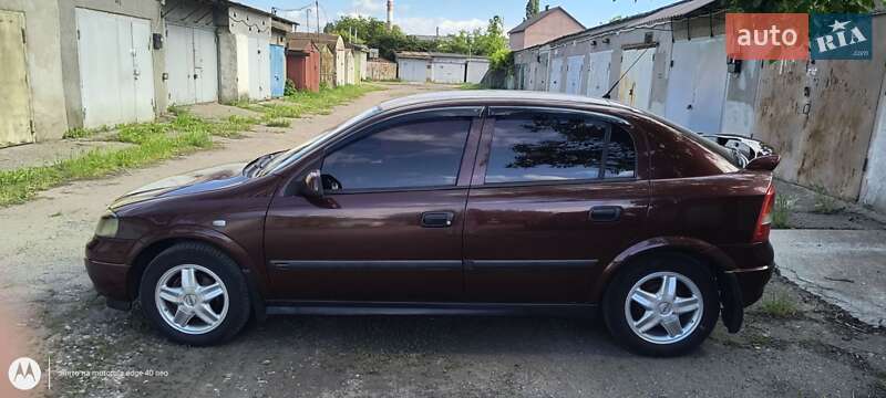 Хетчбек Opel Astra 2002 в Ізмаїлі
