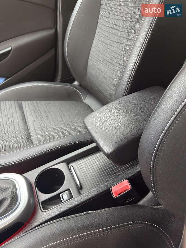 Универсал Opel Astra 2015 в Хмельницком