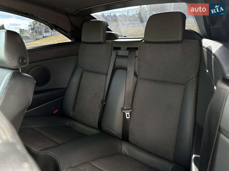 Кабриолет Opel Astra 2006 в Обухове