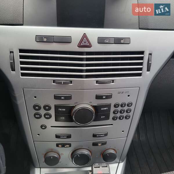 Універсал Opel Astra 2009 в Калуші