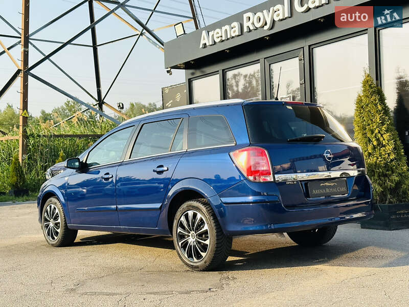 Универсал Opel Astra 2009 в Харькове