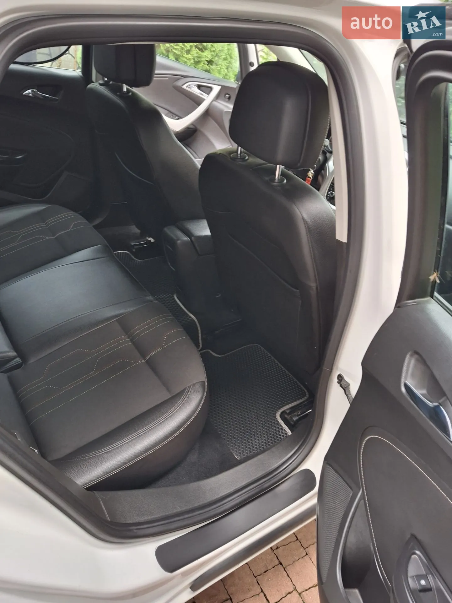2012 Opel Astra - мініатюра 13