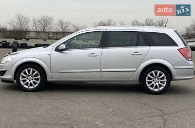 Универсал Opel Astra 2007 в 