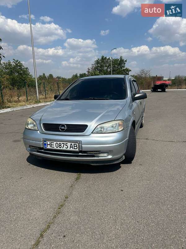 Opel Astra 2005
