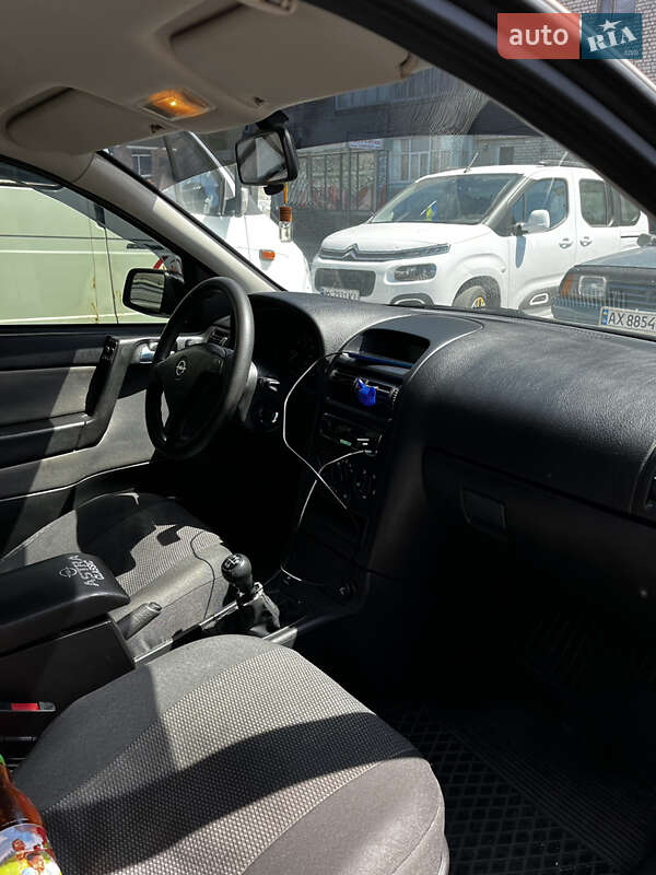 Седан Opel Astra 2008 в Балаклее