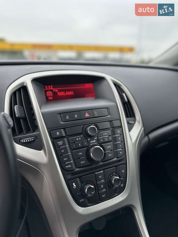 Хэтчбек Opel Astra 2009 в Луцке