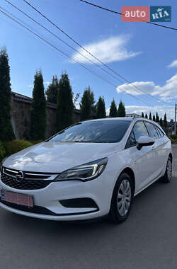 Універсал Opel Astra 2017 в 