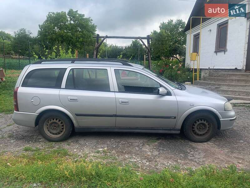 Универсал Opel Astra 2003 в Звягеле