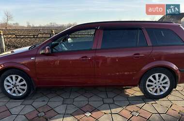 Универсал Opel Astra 2006 в Черновцах