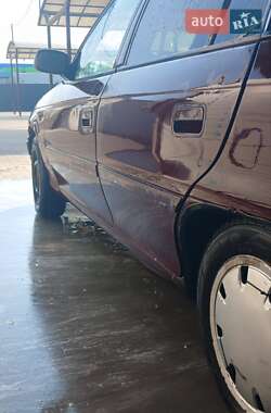 Универсал Opel Astra 1993 в 
