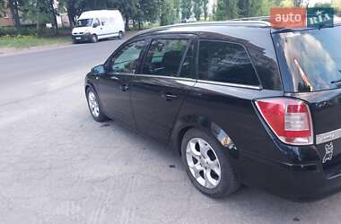 Универсал Opel Astra 2008 в Житомире