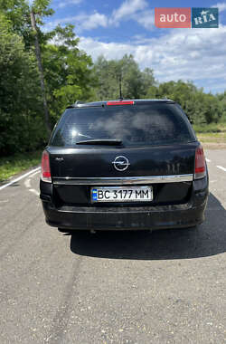 Универсал Opel Astra 2005 в 
