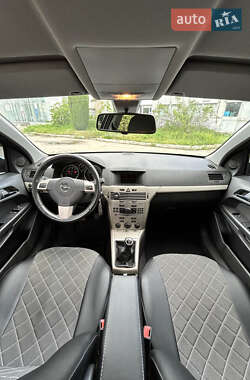 Универсал Opel Astra 2008 в 