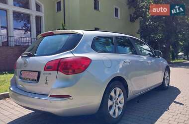Универсал Opel Astra 2015 в 