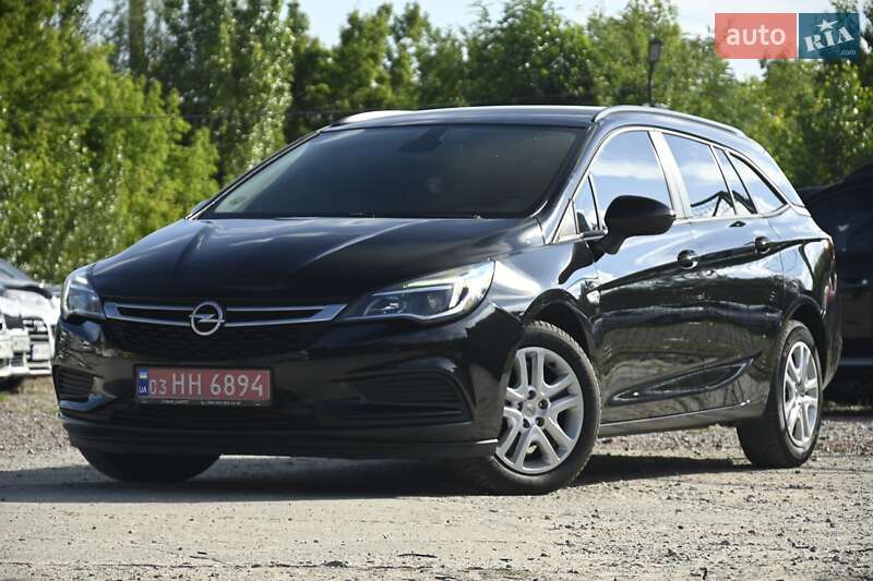 Универсал Opel Astra 2017 в Бердичеве