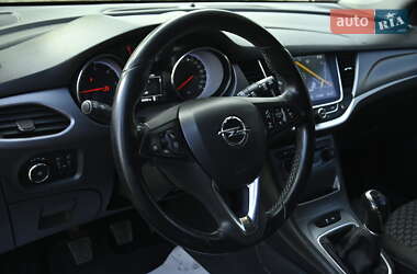 Універсал Opel Astra 2017 в 