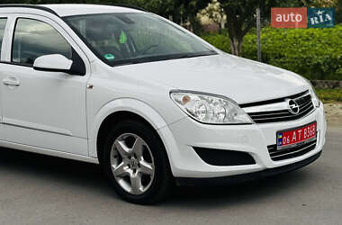 Универсал Opel Astra 2008 в 