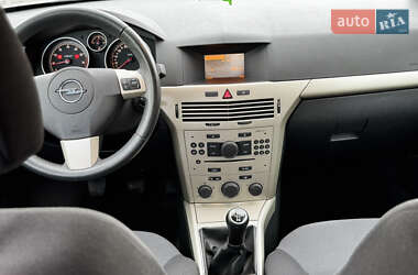 Универсал Opel Astra 2008 в 