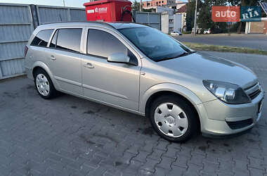 Универсал Opel Astra 2005 в 
