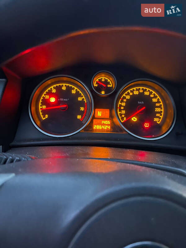 Универсал Opel Astra 2005 в Львове