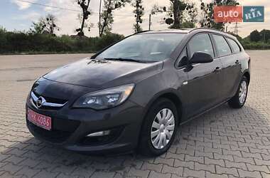Универсал Opel Astra 2012 в 