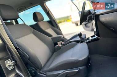 Универсал Opel Astra 2010 в 
