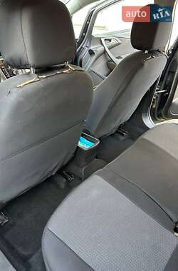 Универсал Opel Astra 2014 в 