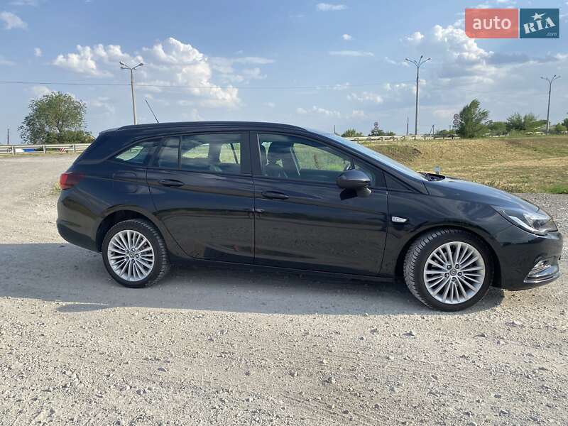 Универсал Opel Astra 2016 в Каменском