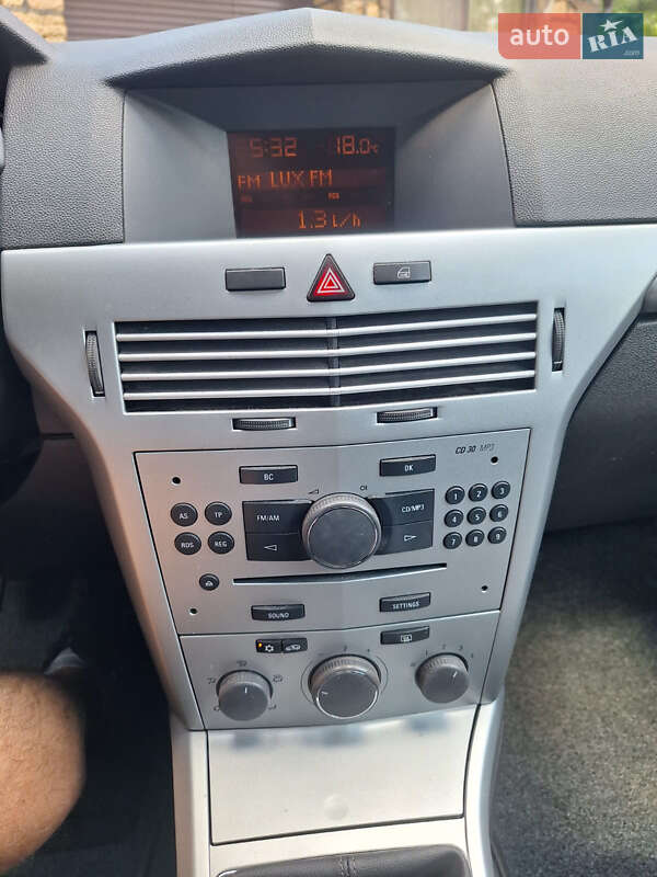 Универсал Opel Astra 2009 в Виннице
