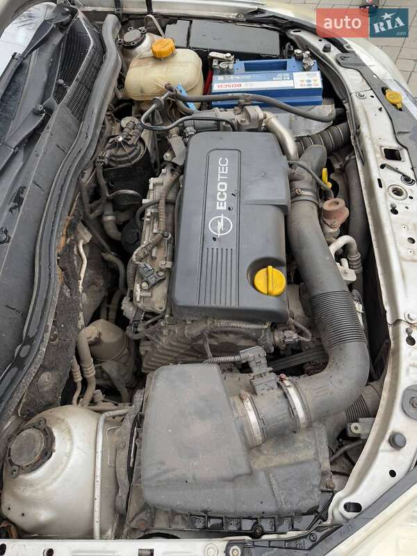 Универсал Opel Astra 2008 в 