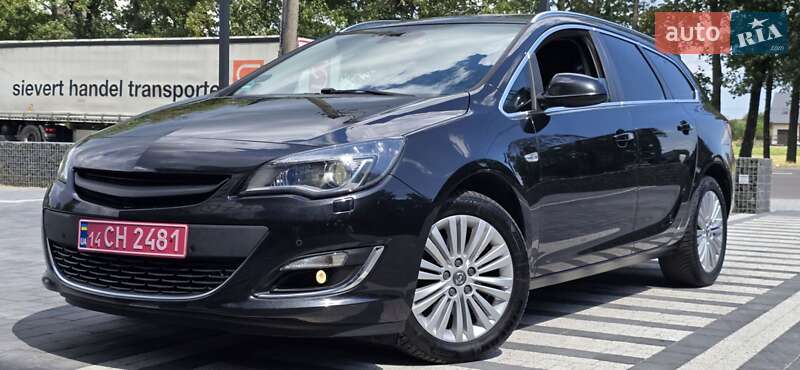 Универсал Opel Astra 2015 в Стрые